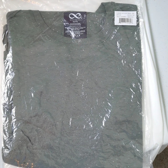 NWT Ladies Access Trail Tee - Picture 4 of 7